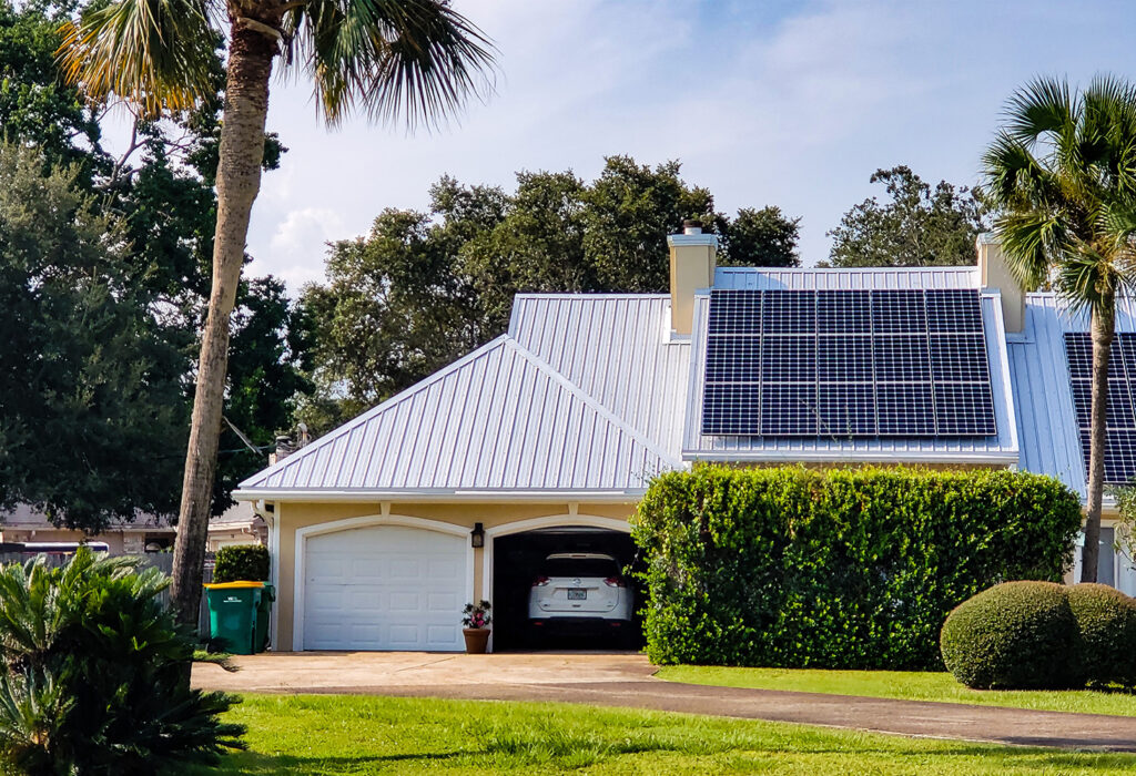 How Live Transfer Solar Leads Increase Revenue